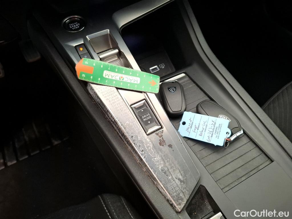  Peugeot  308 PEUGEOT  SW / 2021 / 5P / Break PureTech 130 S&S EAT8 ACTIVE PACK #14