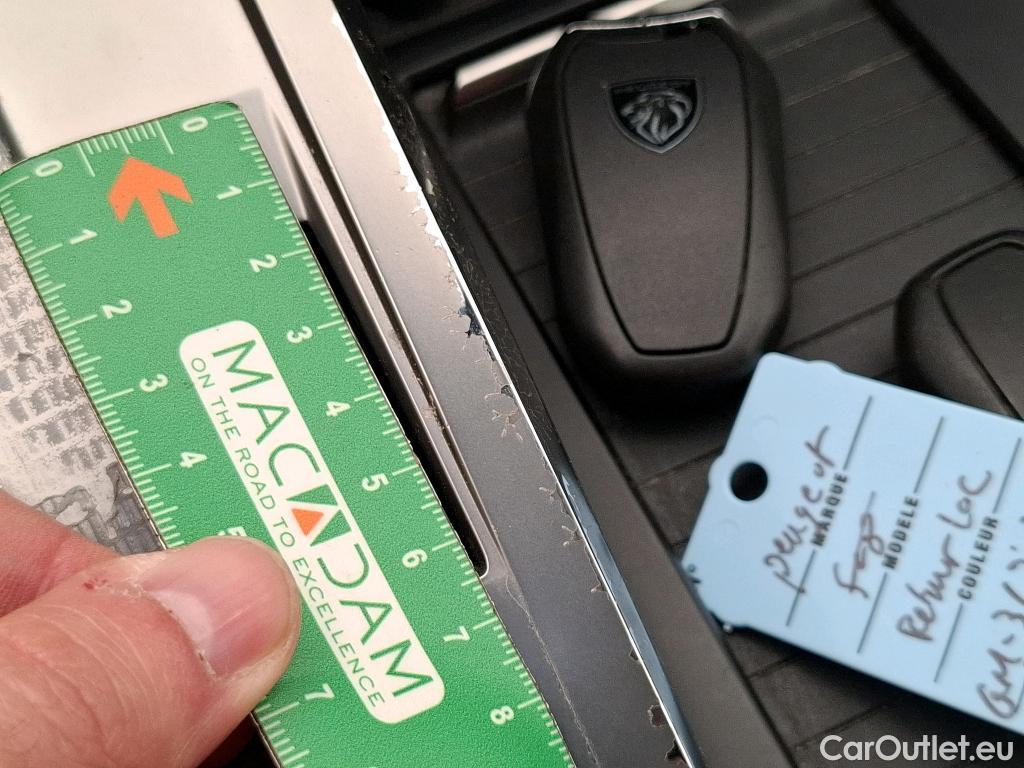  Peugeot  308 PEUGEOT  SW / 2021 / 5P / Break PureTech 130 S&S EAT8 ACTIVE PACK #15