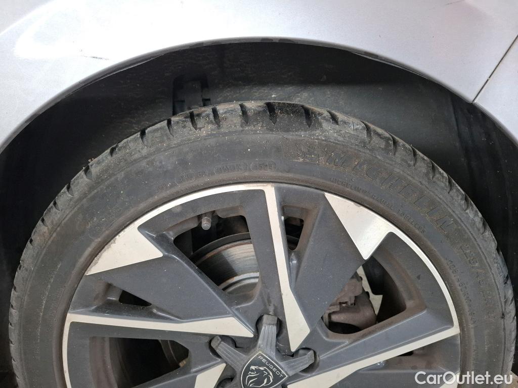  Peugeot  308  Allure Pack 1.2 PureTech 130CV BVA8 E6d #85