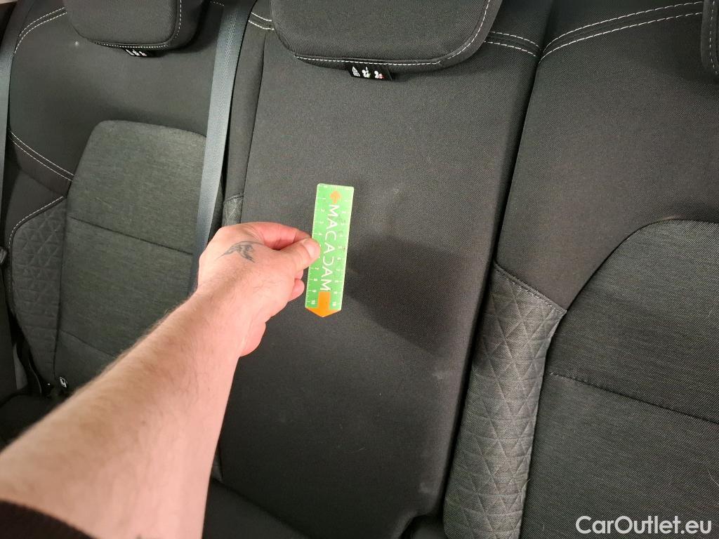  Renault  Captur  II Business 1.6 E-TECH Hybrid 145CV BVA6 E6d #40