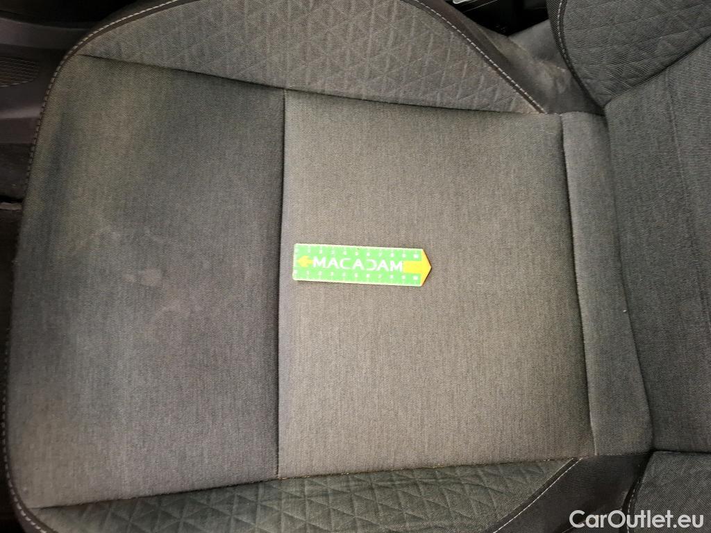  Renault  Captur  II Business 1.6 E-TECH Hybrid 145CV BVA6 E6d #38