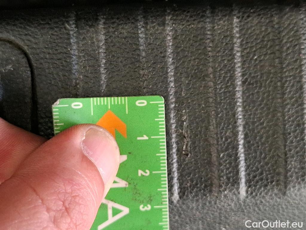  Renault  Captur  II Business 1.6 E-TECH Hybrid 145CV BVA6 E6d #52