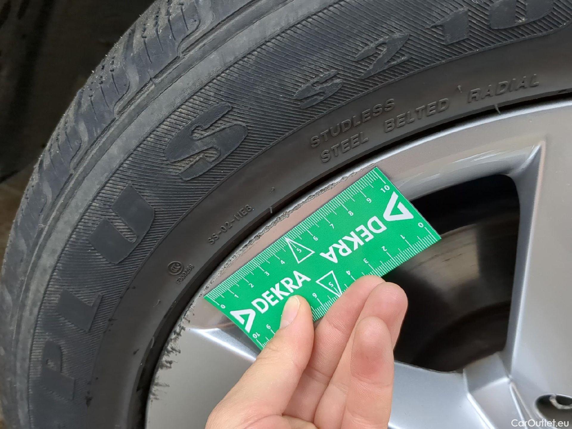  Skoda  Karoq  Business 2.0 TDI 115CV BVM6 E6d #8