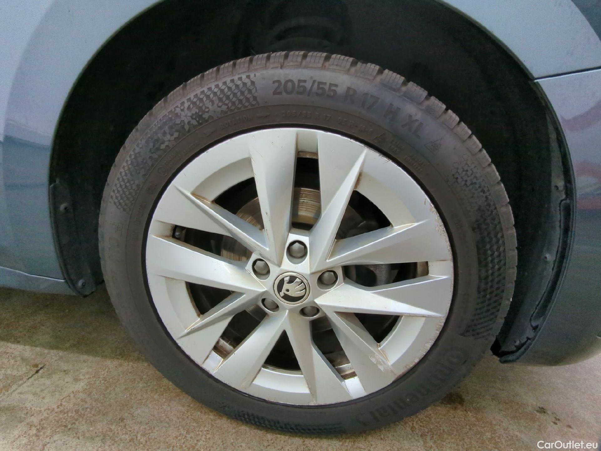  Skoda  Octavia  Break Style 2.0 TDI 150CV BVA7 E6d #21