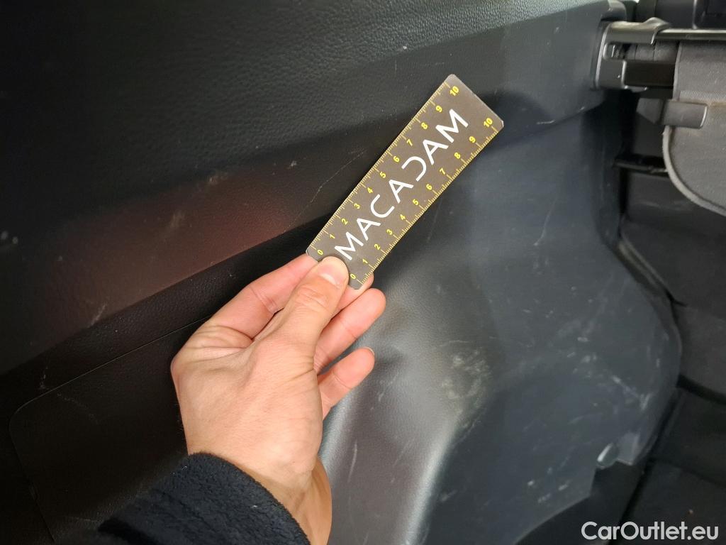  Toyota  RAV4 TOYOTA  Hybride / 2018 / 5P / SUV Hybride AWD Dynamic Business Beyond Zero #18