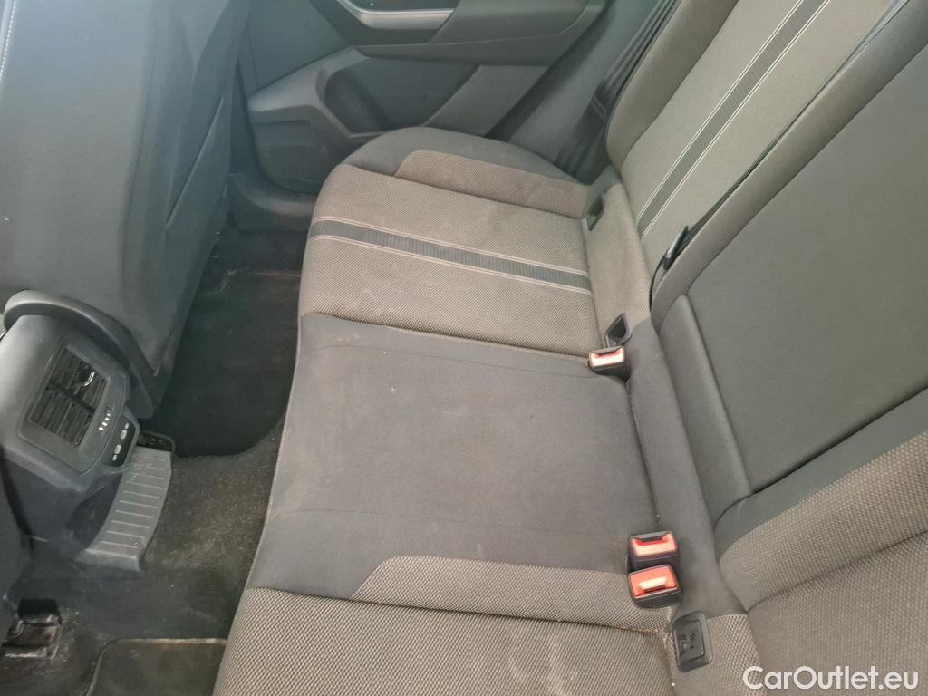  Volkswagen  T-ROC VOLKSWAGEN  / 2017 / 5P / SUV 2.0 TDI 115 LOUNGE BUS #52