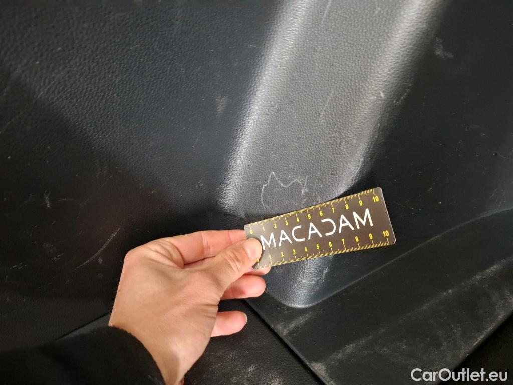  Toyota  RAV4 TOYOTA  Hybride / 2018 / 5P / SUV Hybride AWD Dynamic Business Beyond Zero #17