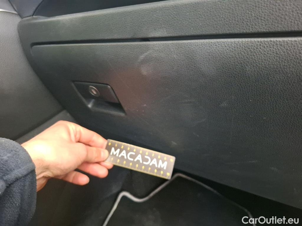  Toyota  RAV4 TOYOTA  Hybride / 2018 / 5P / SUV Hybride AWD Dynamic Business Beyond Zero #24