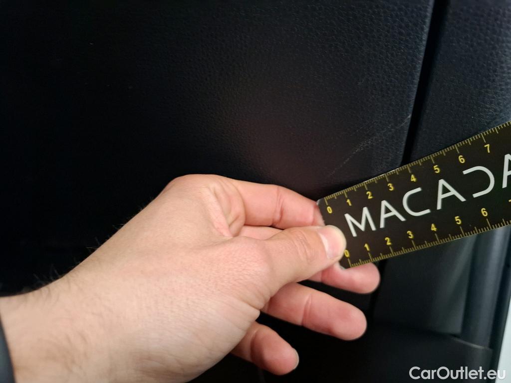  Toyota  RAV4 TOYOTA  Hybride / 2018 / 5P / SUV Hybride AWD Dynamic Business Beyond Zero #25