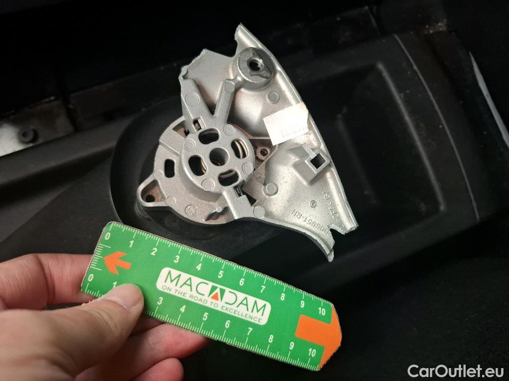  Citroen  Berlingo  Fourgon Club M 650 1.5 BlueHDi 75CV BVM5 E6dT #2