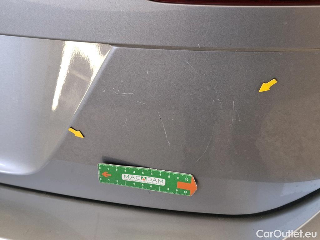  Volkswagen  Tiguan VOLKSWAGEN  Allspace / 2017 / 5P / SUV 2.0 TDI 150 DSG7 Confortline Business #24