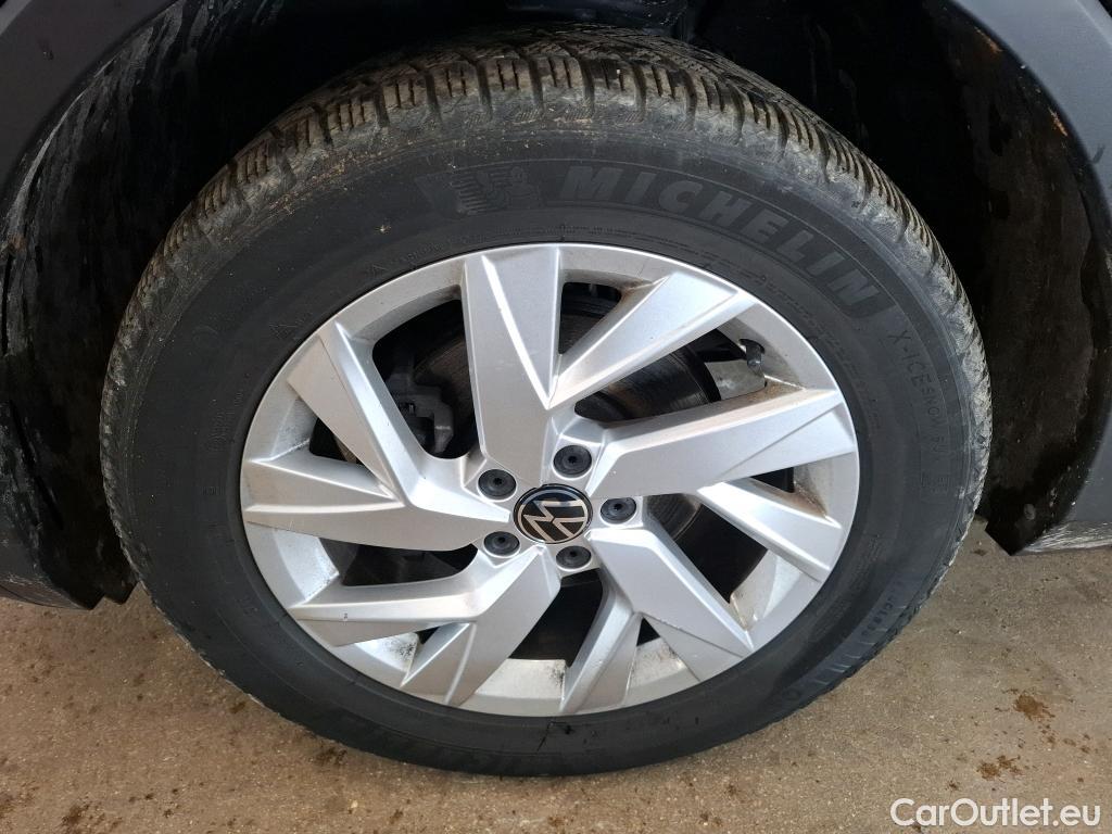  Volkswagen  Tiguan VOLKSWAGEN  / 2020 / 5P / SUV 2.0 TDI 150 DSG7 Life Business 4M #11