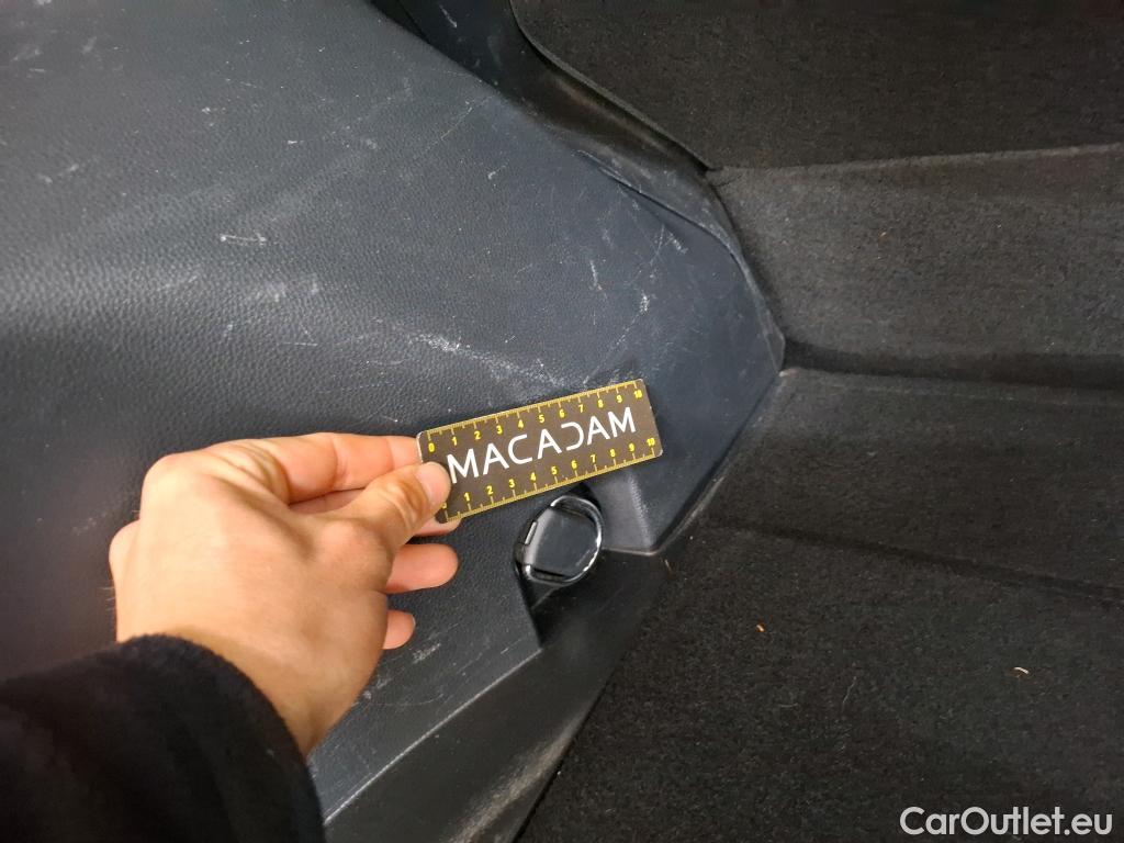  Toyota  RAV4 TOYOTA  Hybride / 2018 / 5P / SUV Hybride AWD Dynamic Business Beyond Zero #16