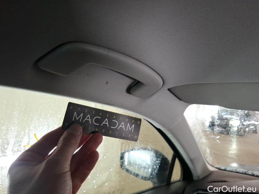  Volkswagen  Tiguan VOLKSWAGEN  / 2020 / 5P / SUV 2.0 TDI 150 DSG7 Life Business 4M #36