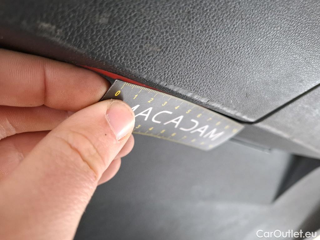  Volkswagen  Touran VOLKSWAGEN  5p Monovolume 1.6 TDI 115 DSG7 Confortline Busines BMT #50