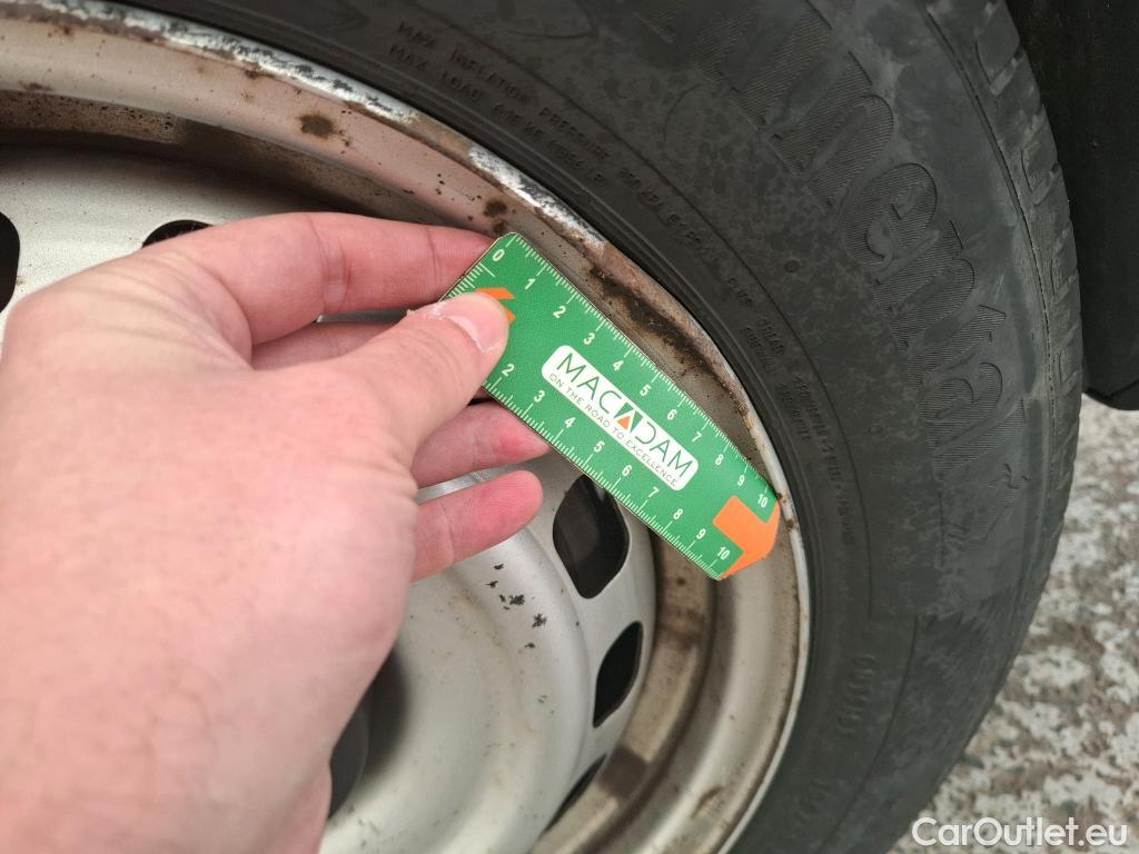  Citroen  Berlingo  Fourgon Club M 650 1.5 BlueHDi 75CV BVM5 E6dT #7