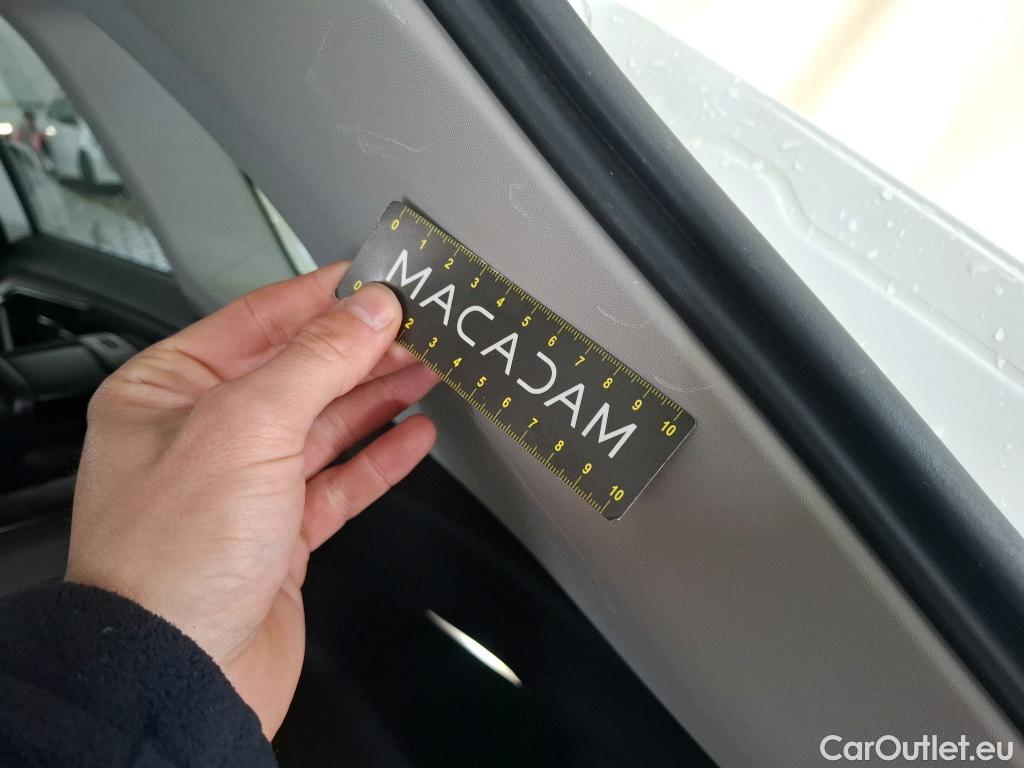  Toyota  RAV4 TOYOTA  Hybride / 2018 / 5P / SUV Hybride AWD Dynamic Business Beyond Zero #7