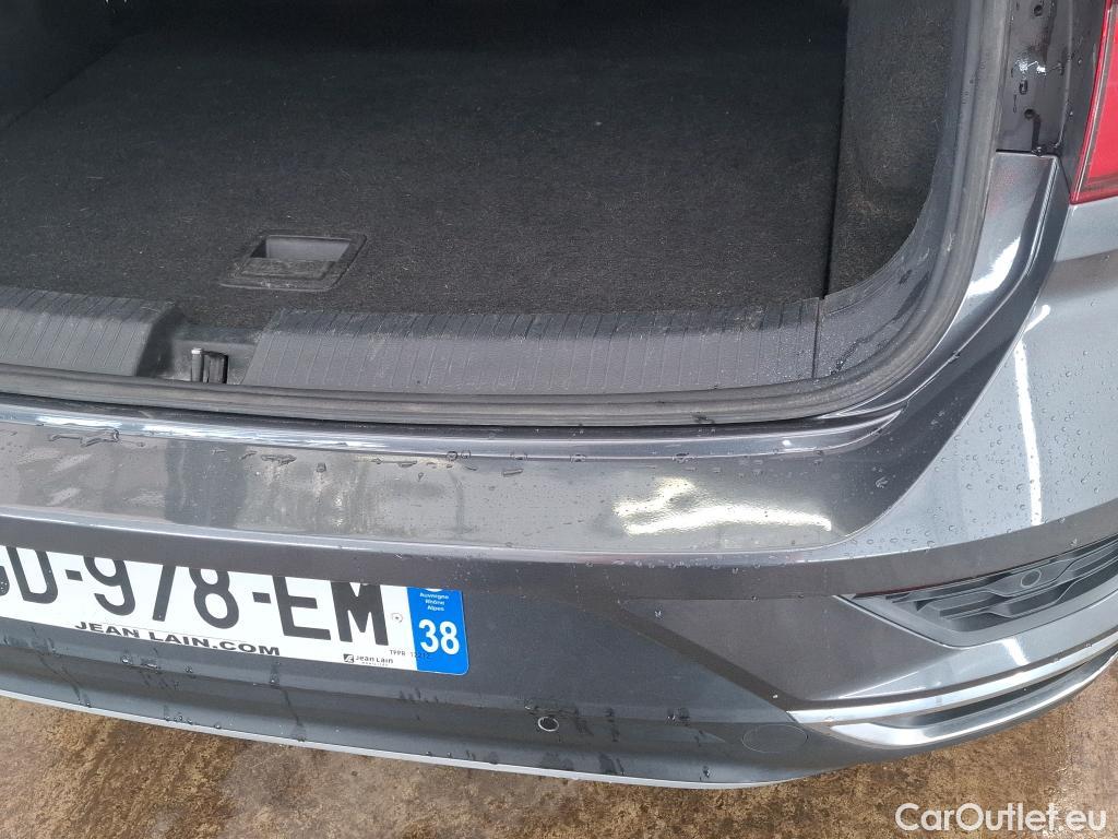  Volkswagen  T-ROC VOLKSWAGEN  / 2017 / 5P / SUV 2.0 TDI 115 LOUNGE BUS #64