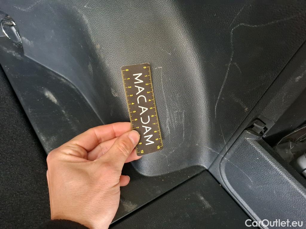  Toyota  RAV4 TOYOTA  Hybride / 2018 / 5P / SUV Hybride AWD Dynamic Business Beyond Zero #13