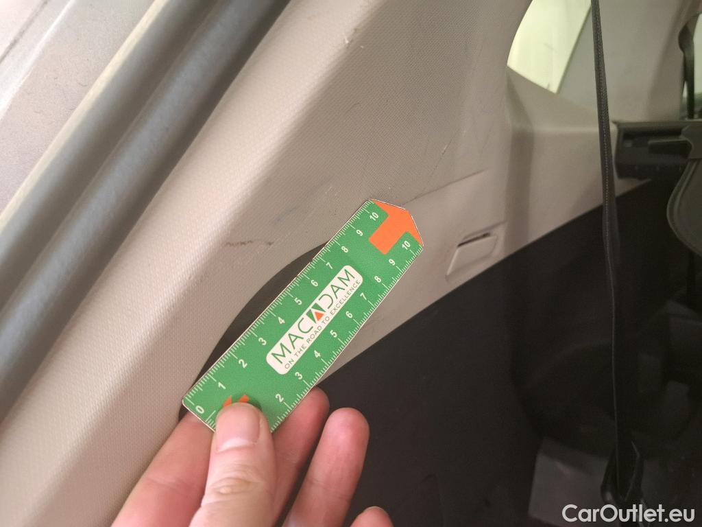  Volkswagen  Tiguan VOLKSWAGEN  Allspace / 2017 / 5P / SUV 2.0 TDI 150 DSG7 Confortline Business #46