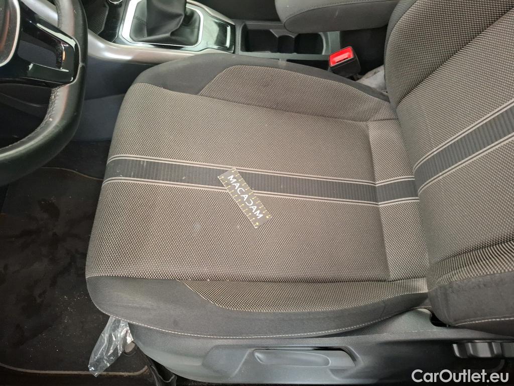  Volkswagen  T-ROC VOLKSWAGEN  / 2017 / 5P / SUV 2.0 TDI 115 LOUNGE BUS #45