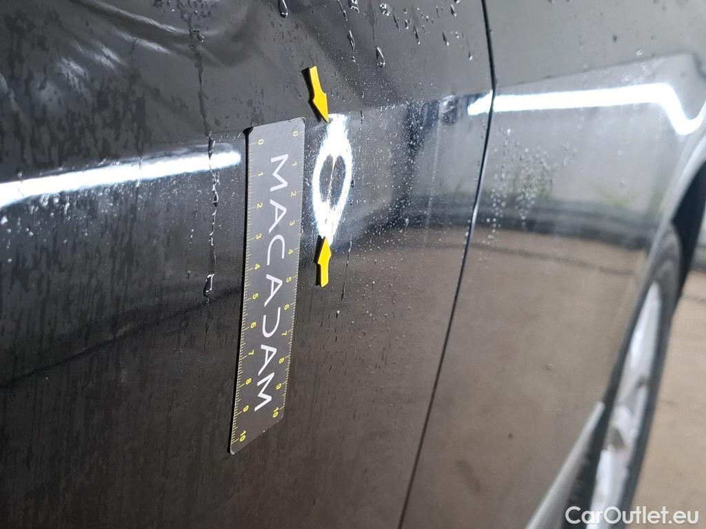  Volkswagen  Tiguan VOLKSWAGEN  / 2020 / 5P / SUV 2.0 TDI 150 DSG7 Life Business 4M #30