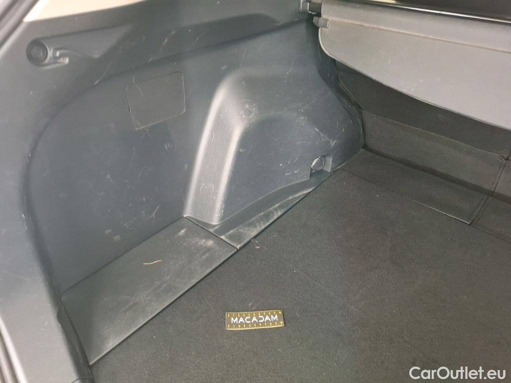  Toyota  RAV4 TOYOTA  Hybride / 2018 / 5P / SUV Hybride AWD Dynamic Business Beyond Zero #14