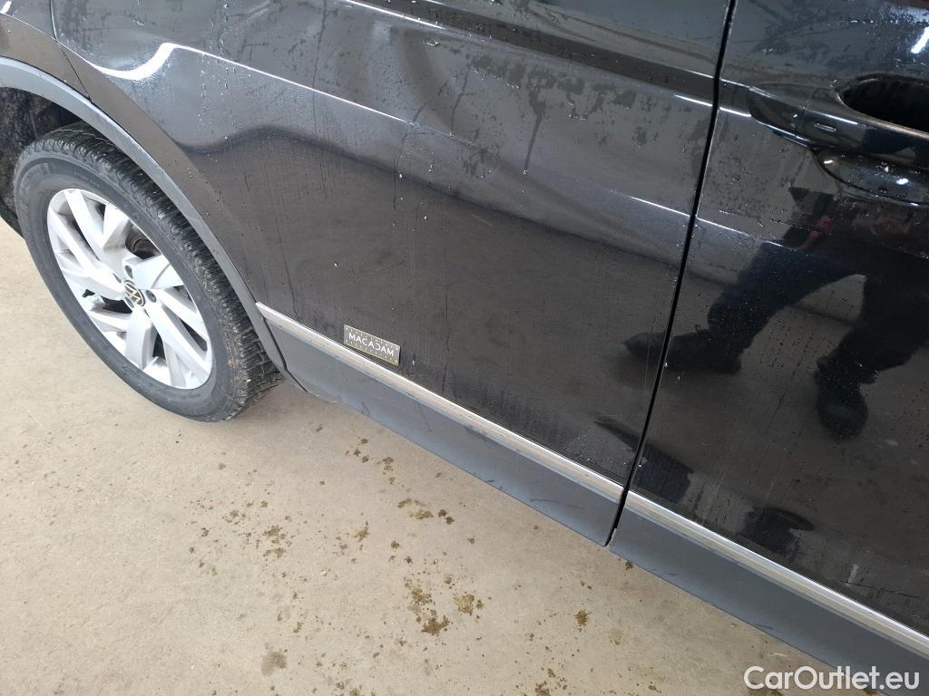  Volkswagen  Tiguan VOLKSWAGEN  / 2020 / 5P / SUV 2.0 TDI 150 DSG7 Life Business 4M #55