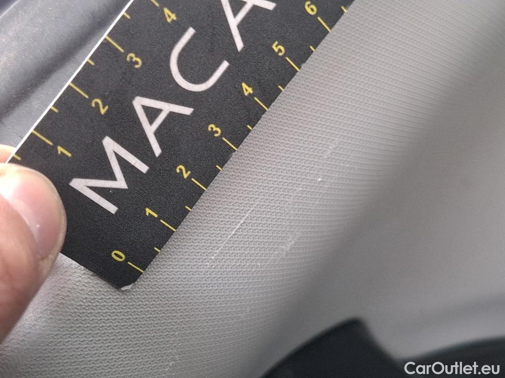  Volkswagen  T-ROC VOLKSWAGEN  / 2017 / 5P / SUV 2.0 TDI 115 LOUNGE BUS #38