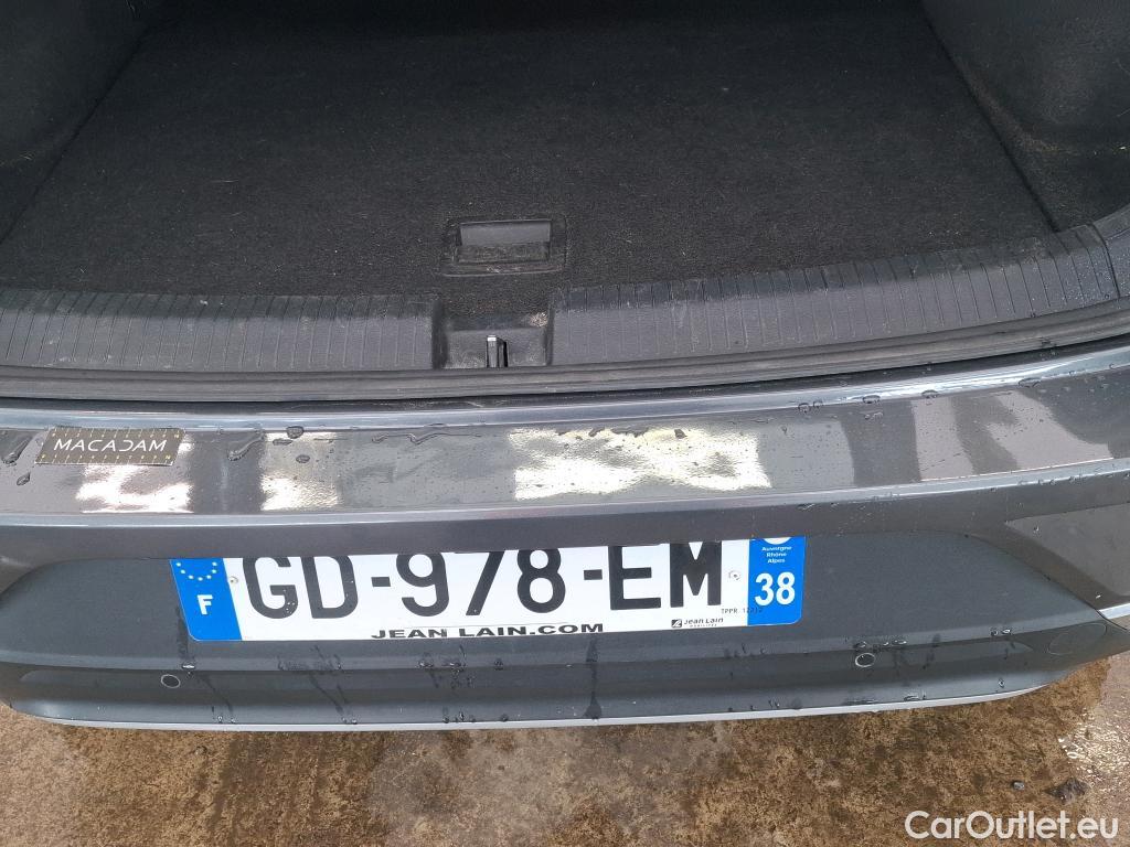  Volkswagen  T-ROC VOLKSWAGEN  / 2017 / 5P / SUV 2.0 TDI 115 LOUNGE BUS #61