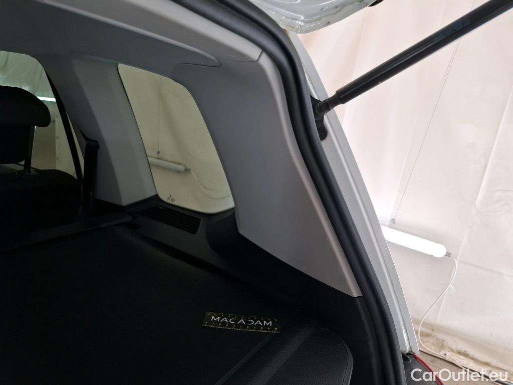  Volkswagen  Touran VOLKSWAGEN  5p Monovolume 1.6 TDI 115 DSG7 Confortline Busines BMT #46