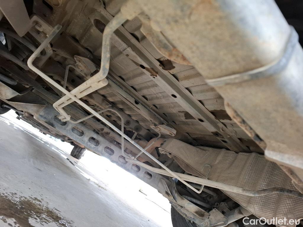  Nissan  NV300 NISSAN  VU 4p Fourgon 1.6 DCI 145 S/S N-CONNECTA L2H2 3.0T #26