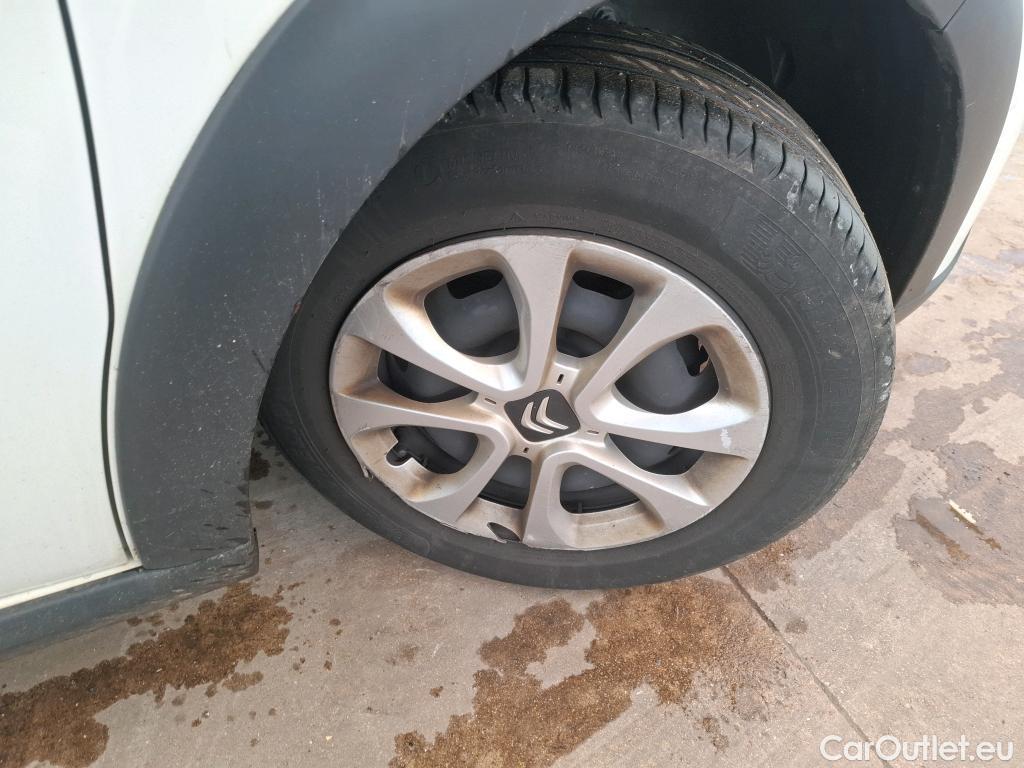  Citroen  C3  Société Feel 1.2 PureTech 80CV BVM5 E6d #10