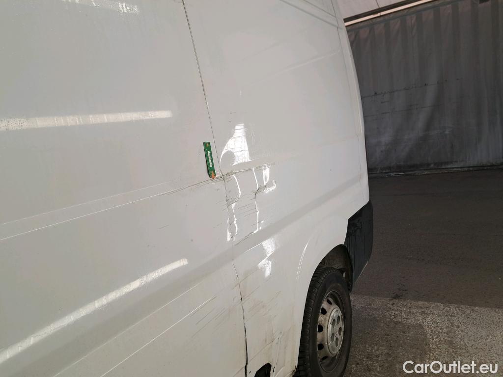  Citroen  Jumper CITROEN  / 2014 / 4P / Fourgon tôlé 33 L2H2 BlueHDi 120 S&S BVM6 Driver #2