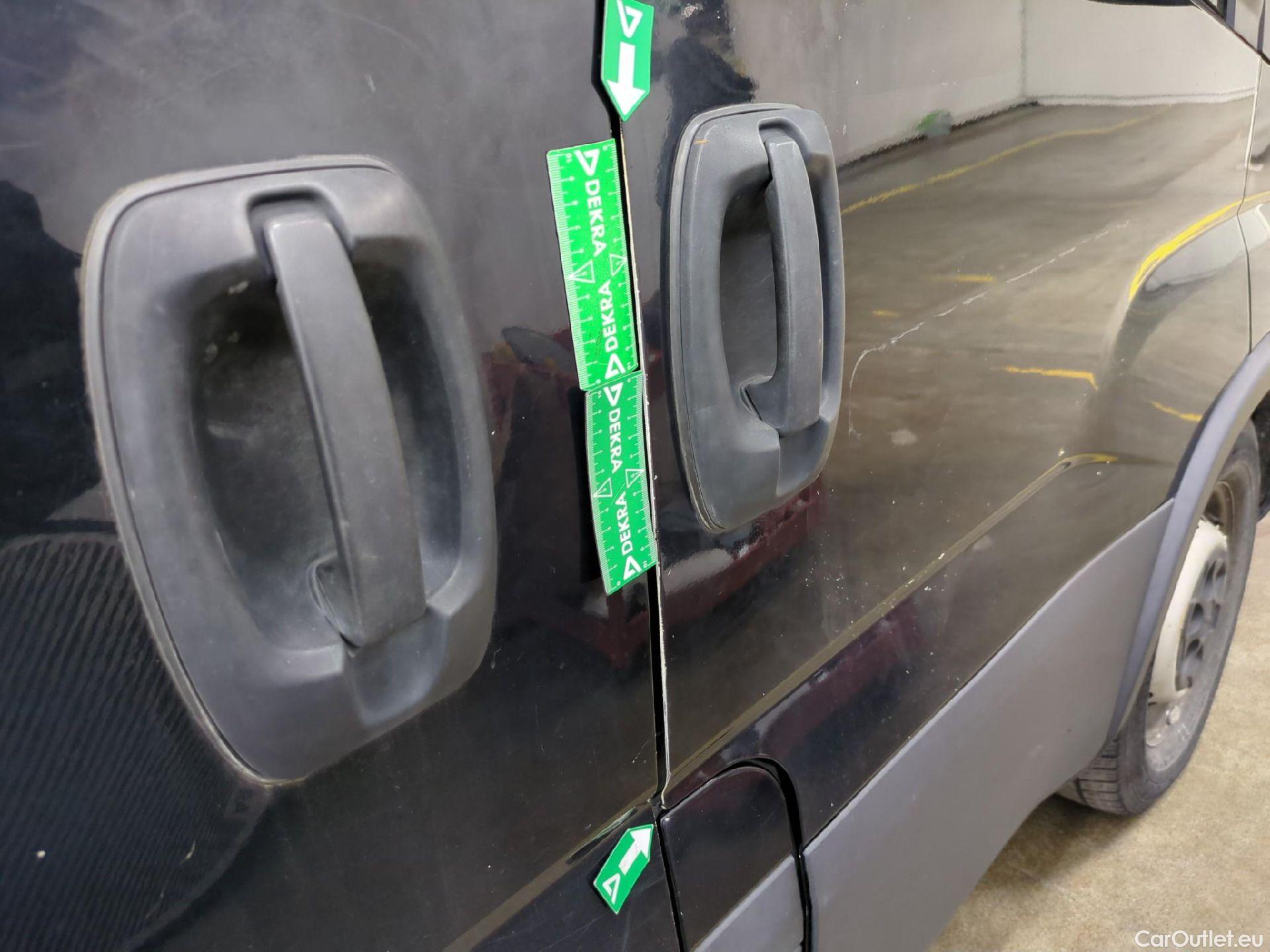  Iveco  Daily IVECO  / 2014 / 4P / Fourgon tôlé 2.3 35S16SA8 V11 H2 3520 #32