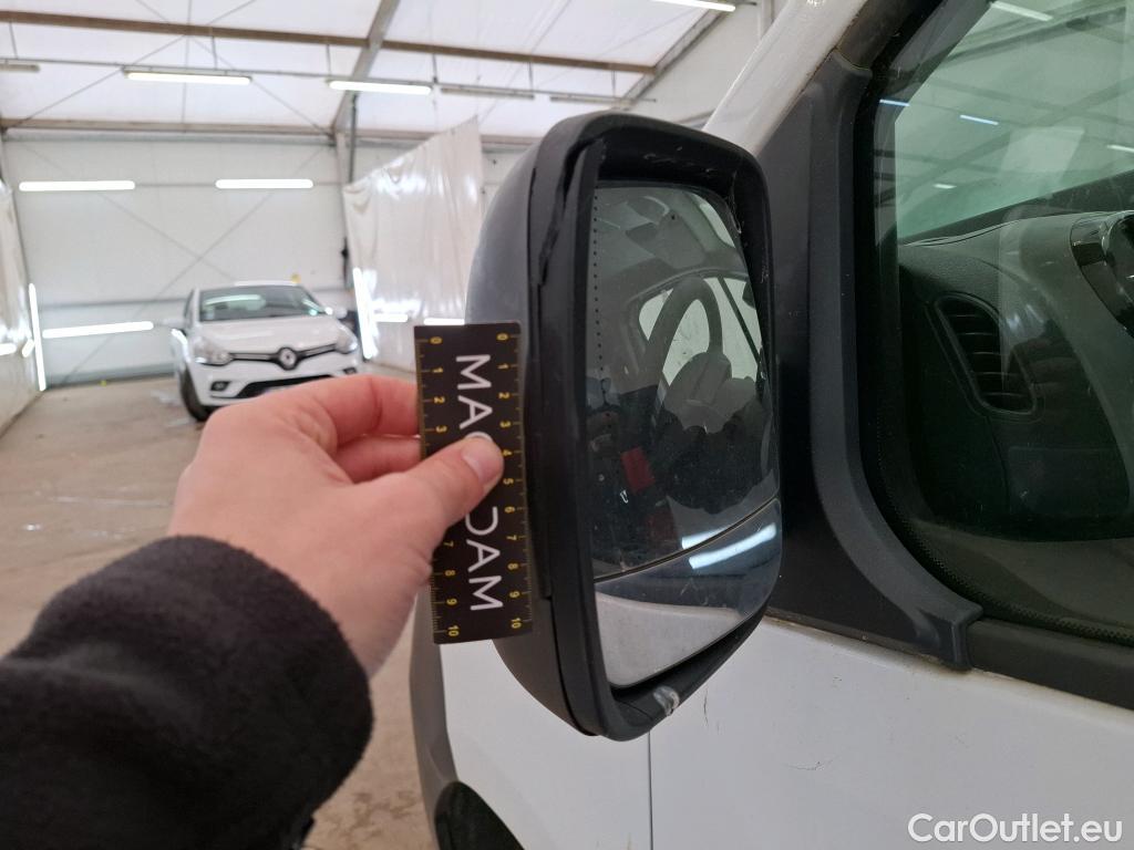  Nissan  NV300 NISSAN  VU 4p Fourgon 1.6 DCI 145 S/S N-CONNECTA L2H2 3.0T #13