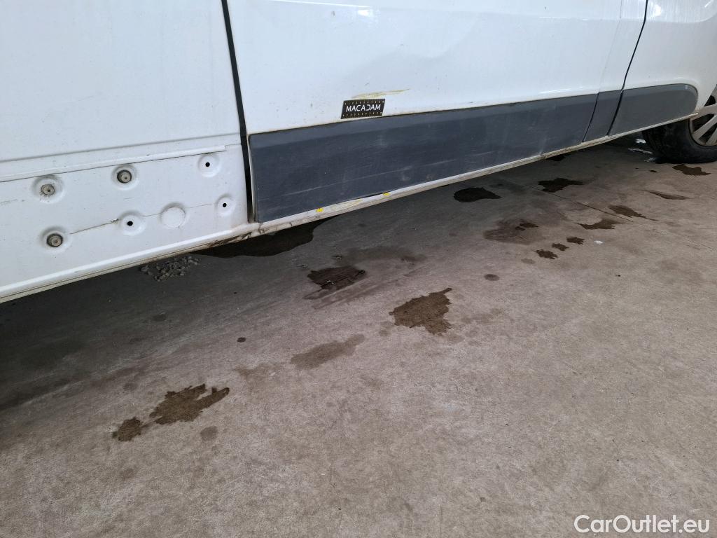  Nissan  NV300 NISSAN  VU 4p Fourgon 1.6 DCI 145 S/S N-CONNECTA L2H2 3.0T #20