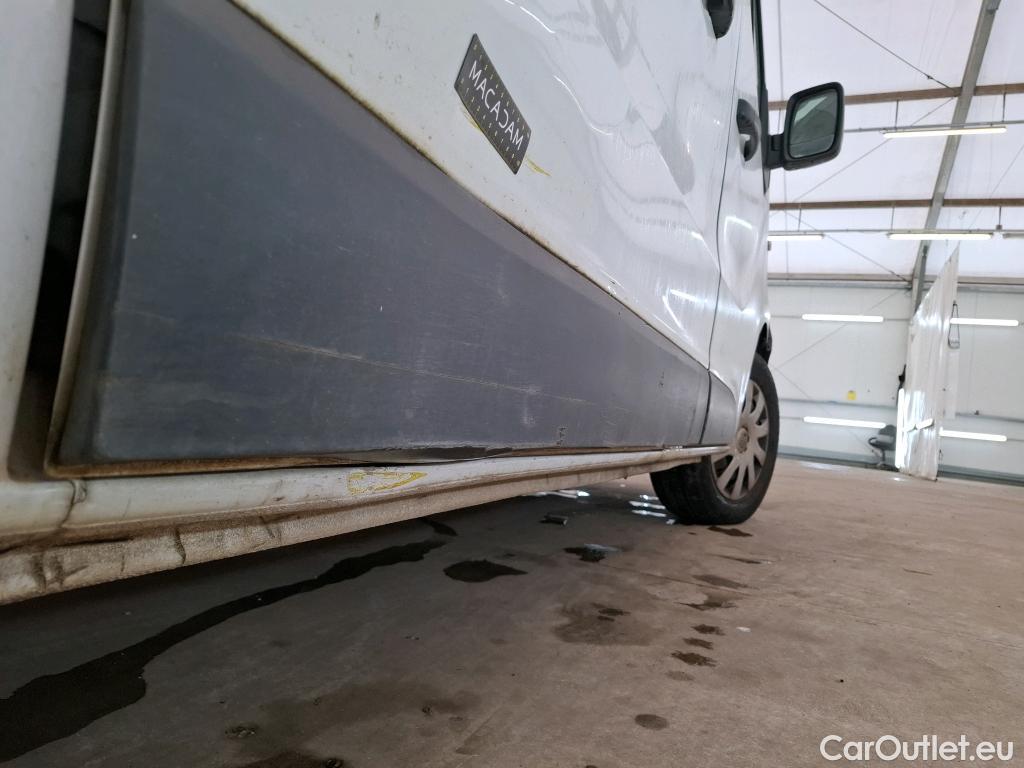  Nissan  NV300 NISSAN  VU 4p Fourgon 1.6 DCI 145 S/S N-CONNECTA L2H2 3.0T #30