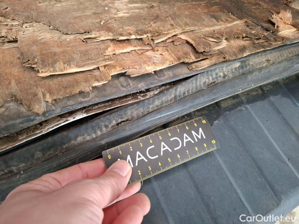  Nissan  NV300 NISSAN  VU 4p Fourgon 1.6 DCI 145 S/S N-CONNECTA L2H2 3.0T #36