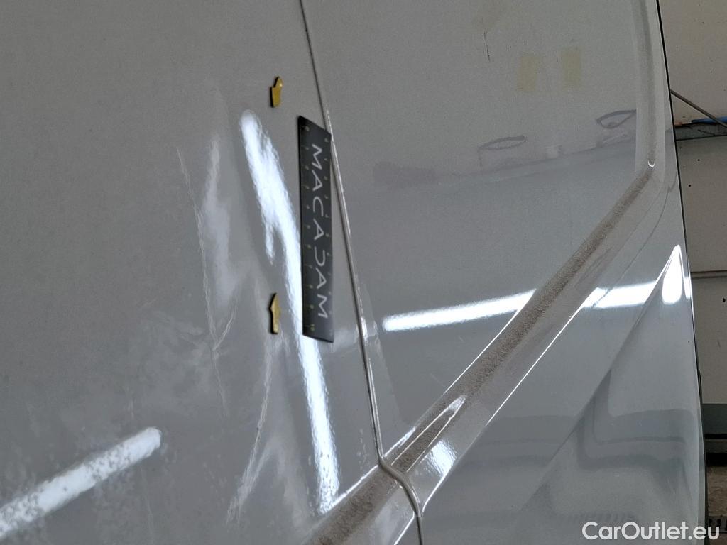  Nissan  NV300 NISSAN  VU 4p Fourgon 1.6 DCI 145 S/S N-CONNECTA L2H2 3.0T #19