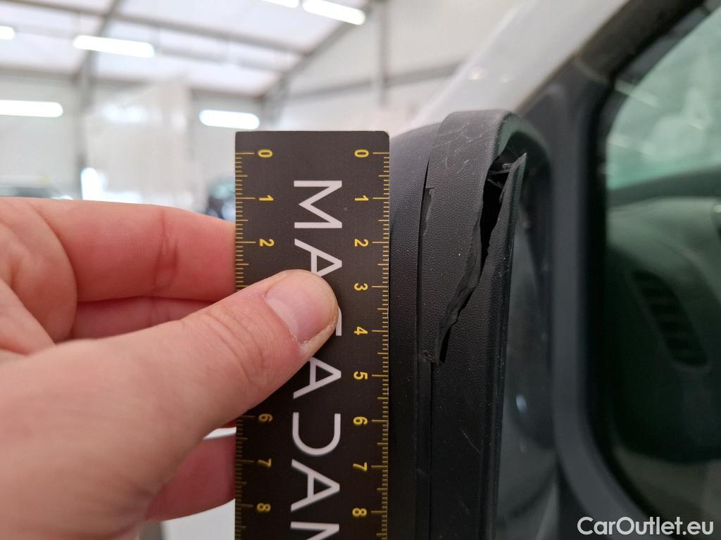  Nissan  NV300 NISSAN  VU 4p Fourgon 1.6 DCI 145 S/S N-CONNECTA L2H2 3.0T #14