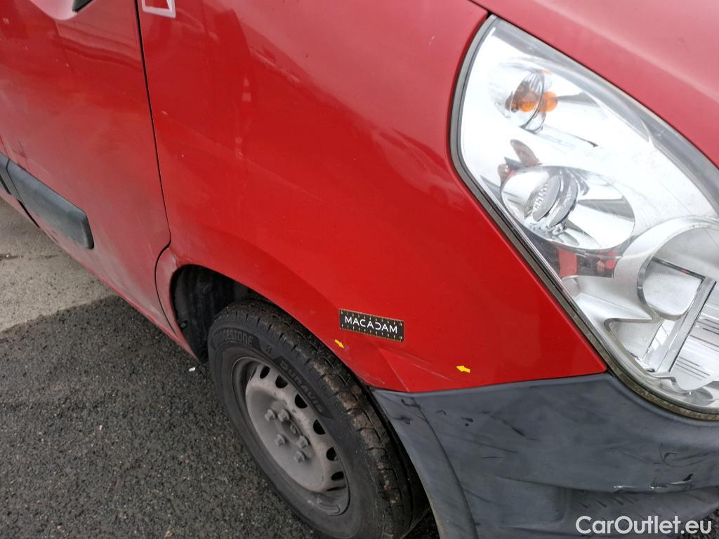  Renault  Master RENAULT  VU 4p Fourgon FG GCf TracF3500 L1H1 dCi110 S&S #37