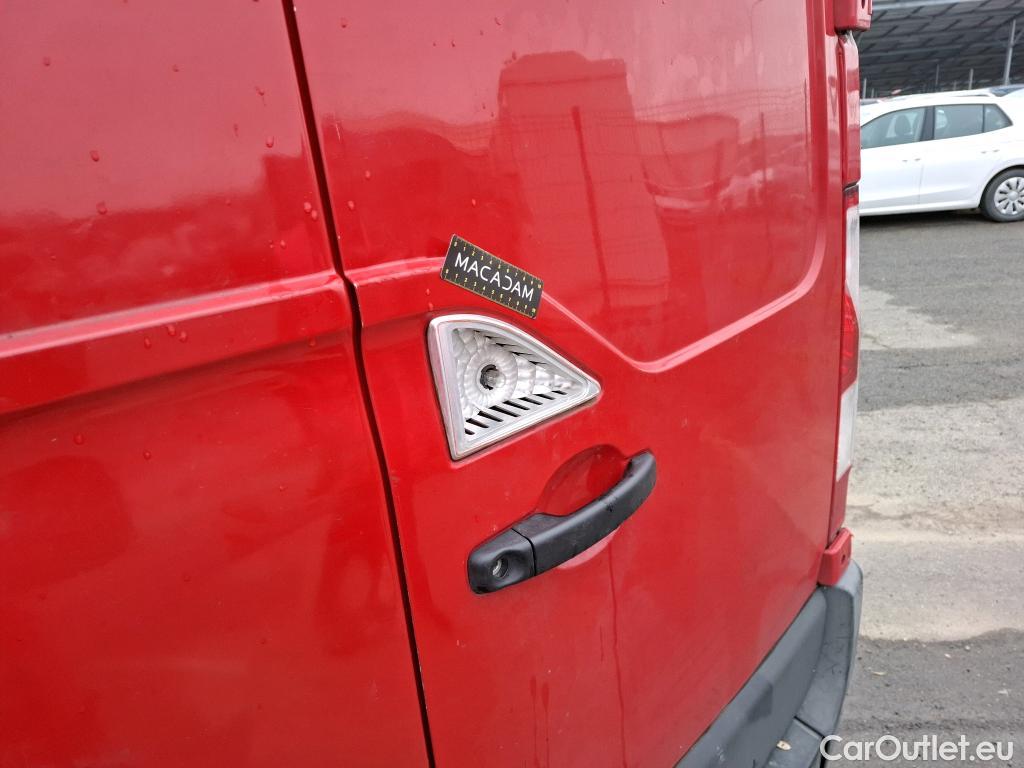  Renault  Master RENAULT  VU 4p Fourgon FG GCf TracF3500 L1H1 dCi110 S&S #69