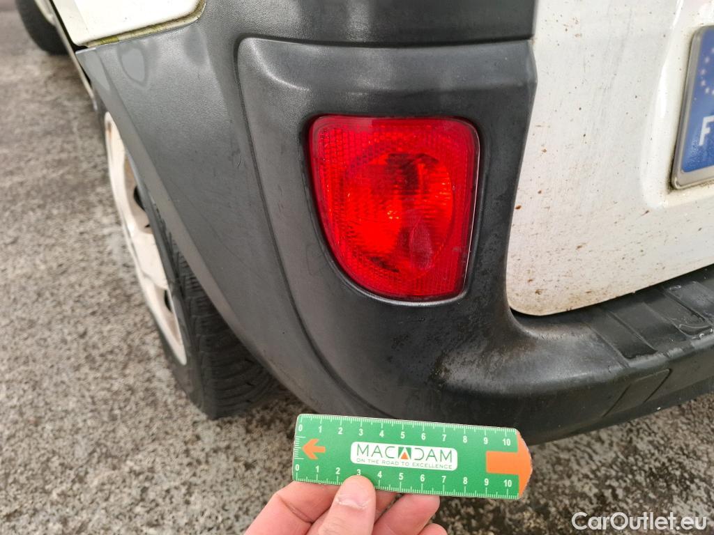  Renault  Kangoo RENAULT  EXPRESS VU 4p EVL Confort dCi 1.5 90 ESP fourgonnette #17