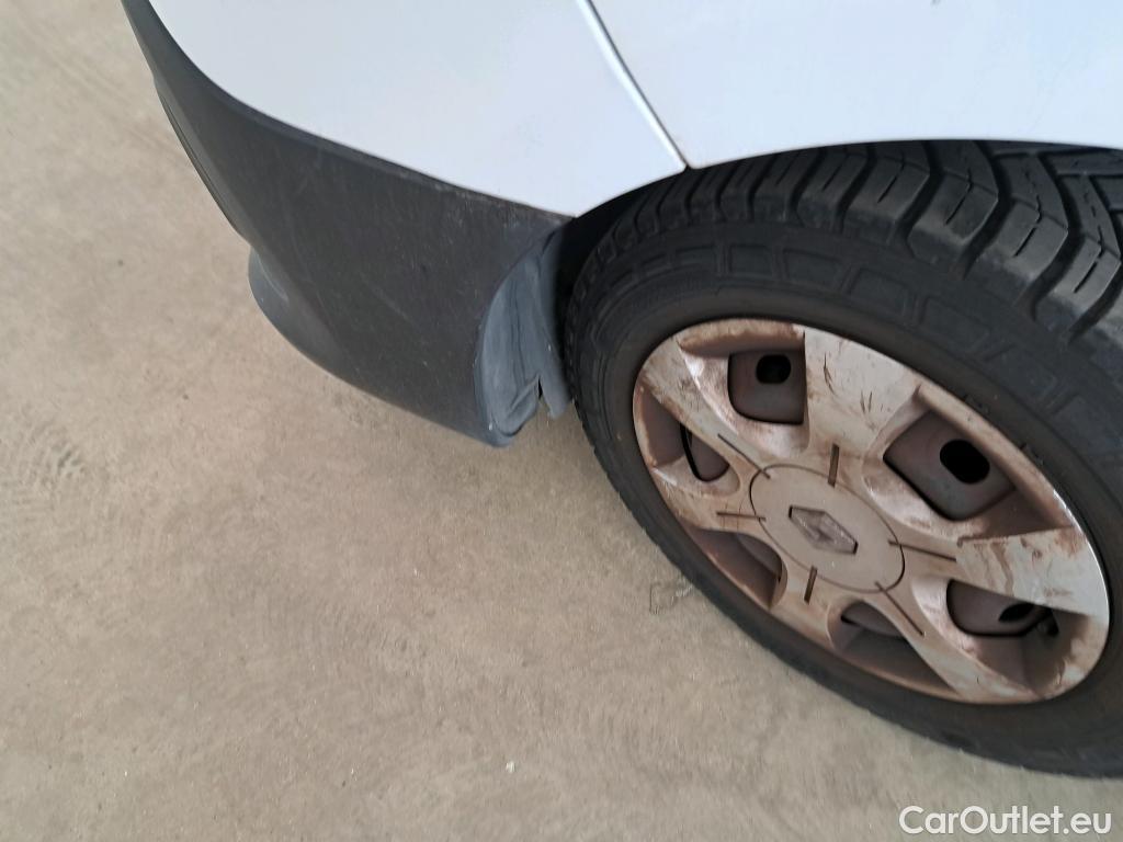  Renault  Trafic RENAULT  VU 4p VNA FG-GCF L1H1 1000 dCi 115 fourgon tôlé (V904) #65