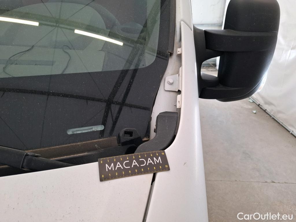  Renault  Master RENAULT  VU 4p Fourgon Gd Conf F3500 L1H1 dCi 100 #42