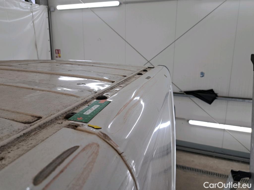  Renault  Trafic RENAULT  VU 4p VNA FG-GCF L1H1 1000 dCi 115 fourgon tôlé (V904) #19