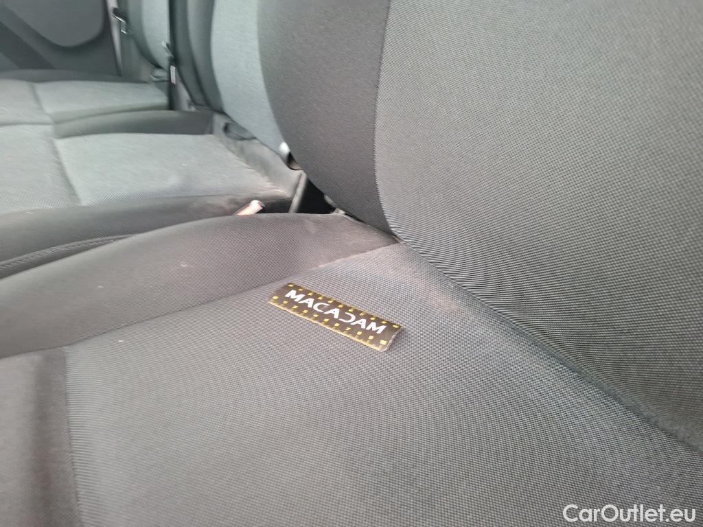  Renault  Master  Furgon L2H2 HKa 3 5 Komfort #39