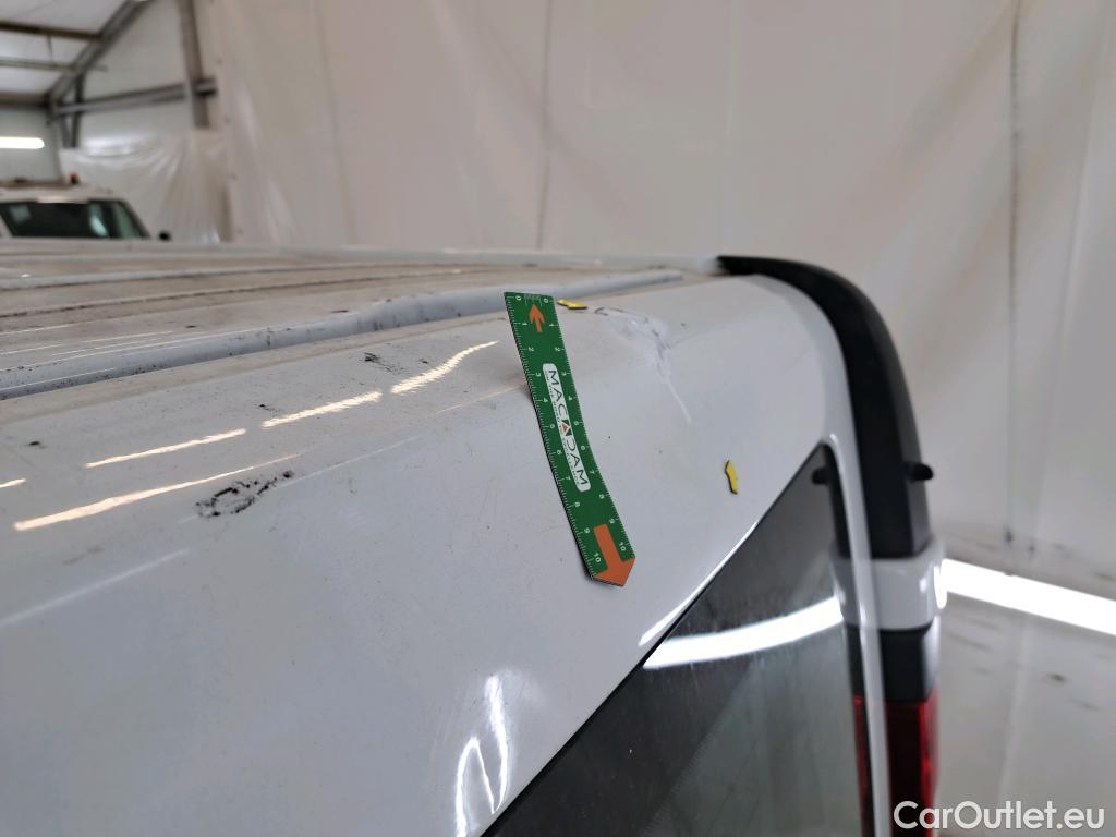  Renault  Trafic RENAULT  VU 4p VNA FG-GCF L1H1 1000 dCi 115 fourgon tôlé (V904) #40