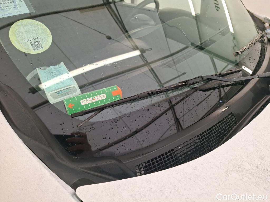  Renault  Kangoo RENAULT  EXPRESS VU 4p EVL Confort dCi 1.5 90 ESP fourgonnette #28